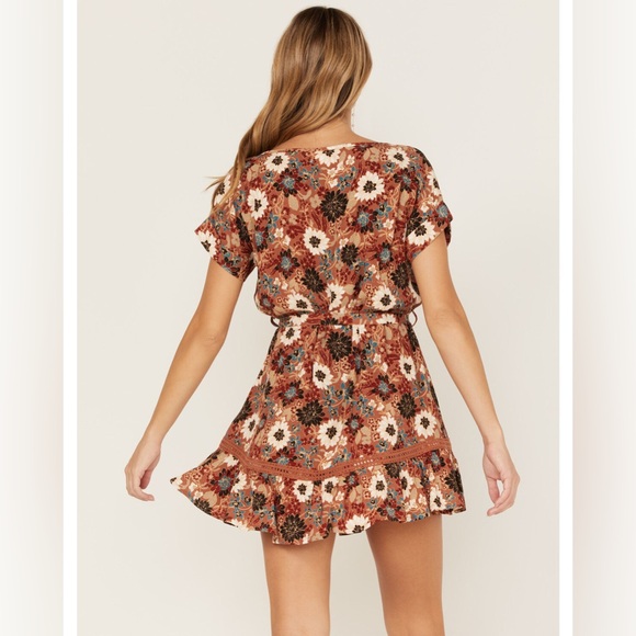 ✨ Shyanne Floral Boho Mini Dress - Western Fashion - Picture 3 of 10